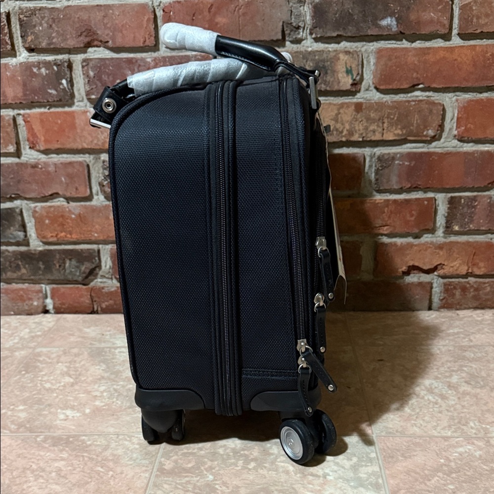 Samsonite Black Rolling Travel Bag - Picture 2 of 13